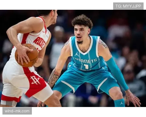 里德·谢泼德由无球射手转为挡拆组织，提升进攻效率